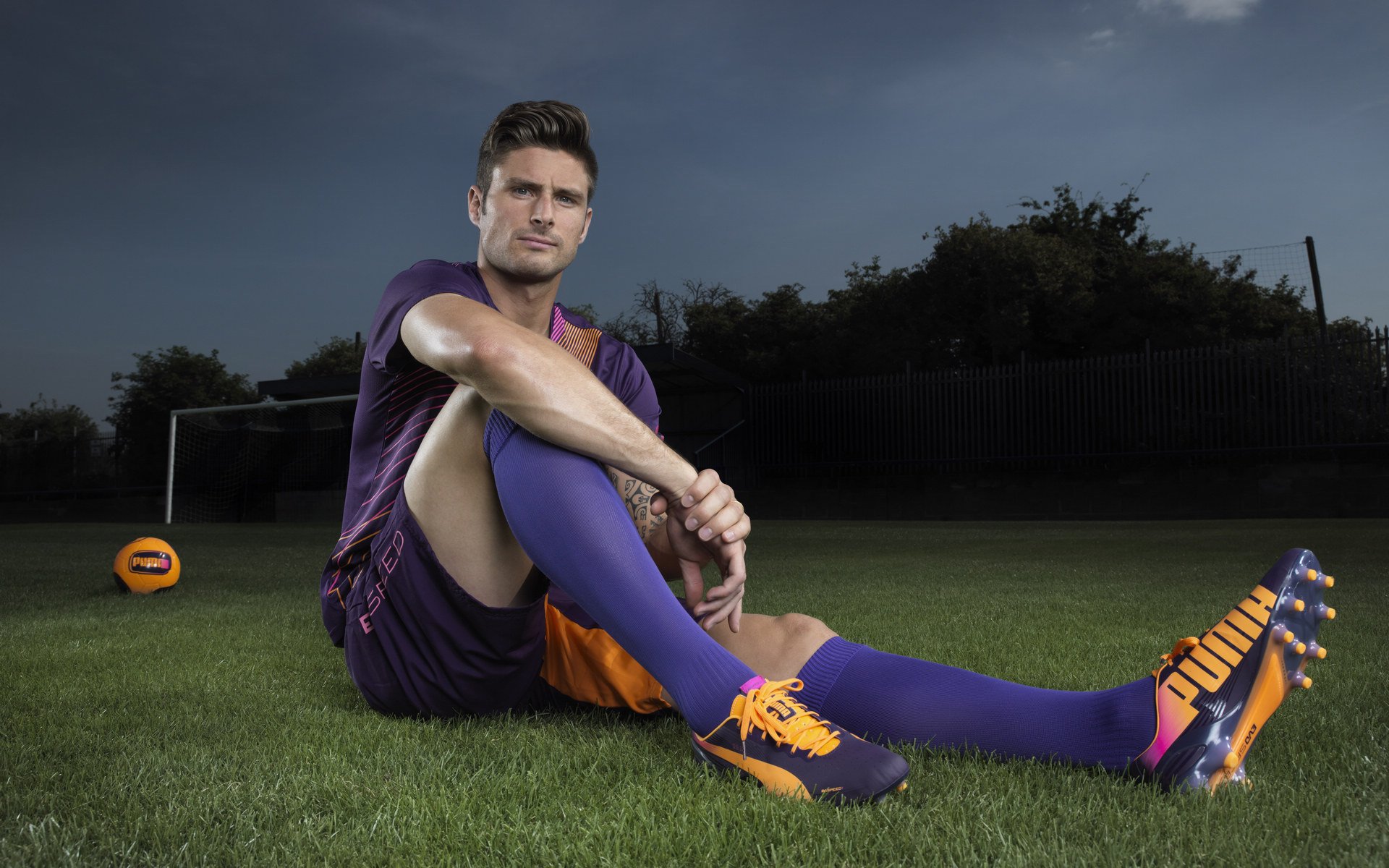 中国足球青少年训练营吸引更多优秀少年参与,中国足球青少年足球队